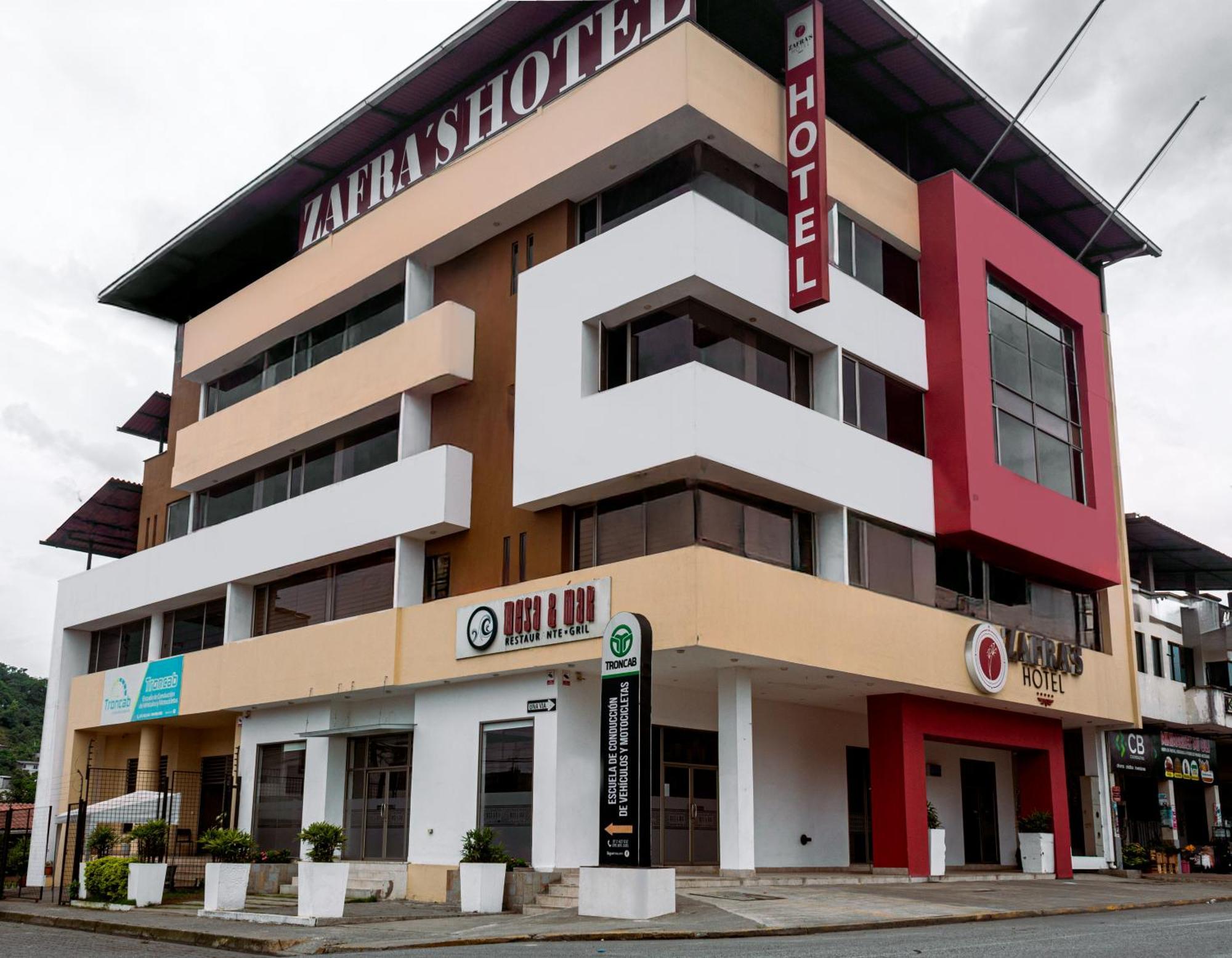 Zafra'S Hotel La Troncal Exterior photo
